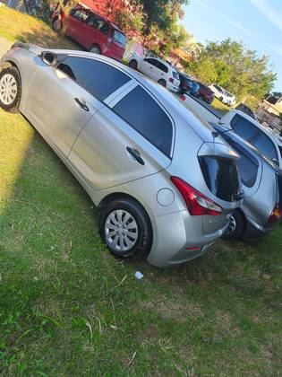 HYUNDAI HB20 1.0 COMFORT 12V FLEX 4P MANUAL